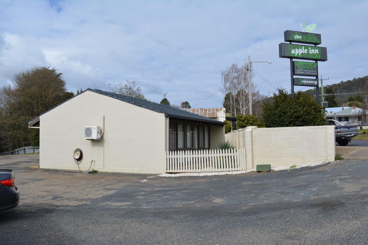 The Apple Motel 4*