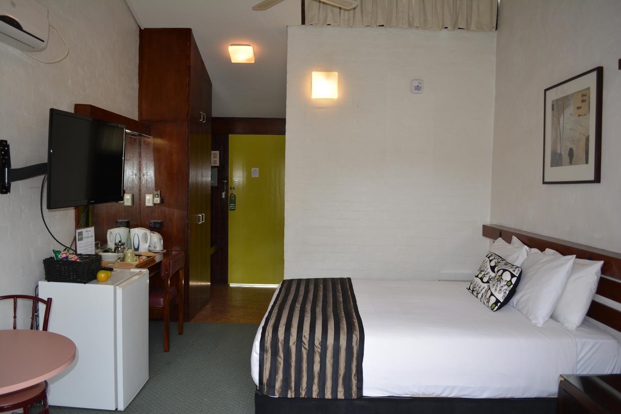 The Apple 4* Batlow